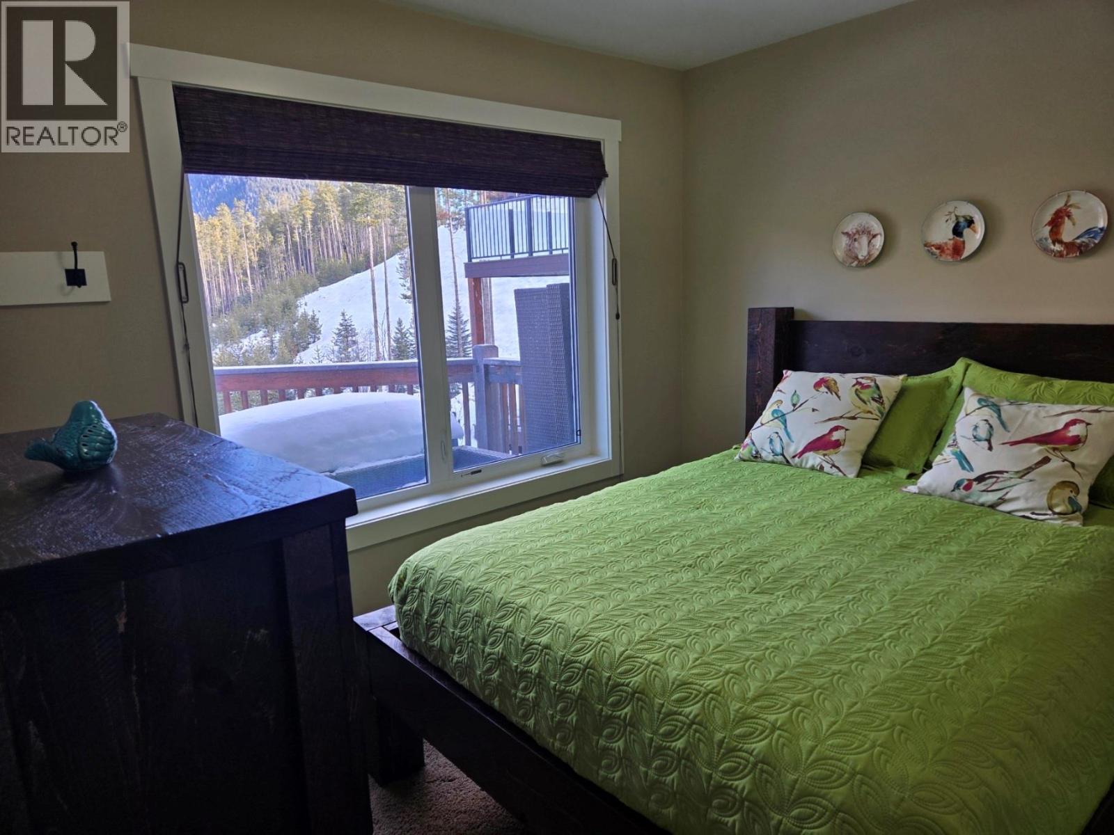 2175 Trappers Way, Panorama