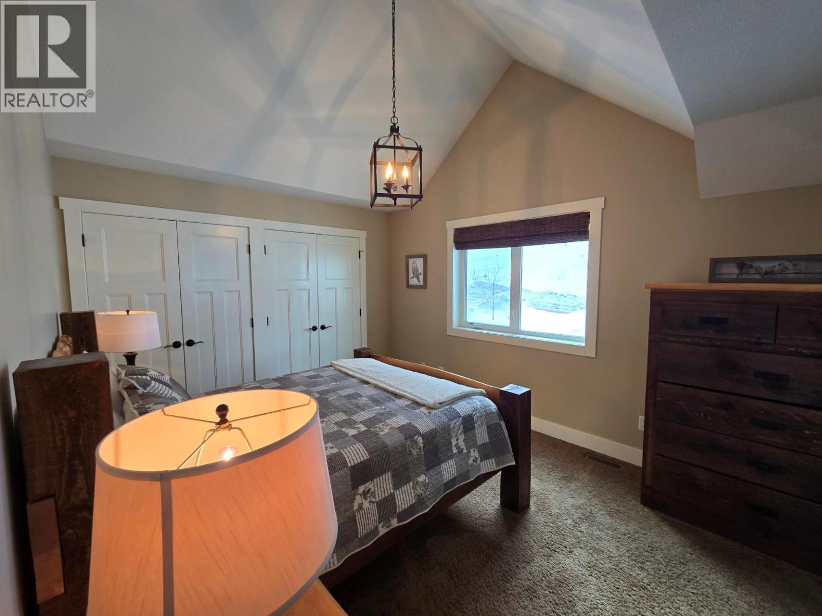 2175 Trappers Way, Panorama