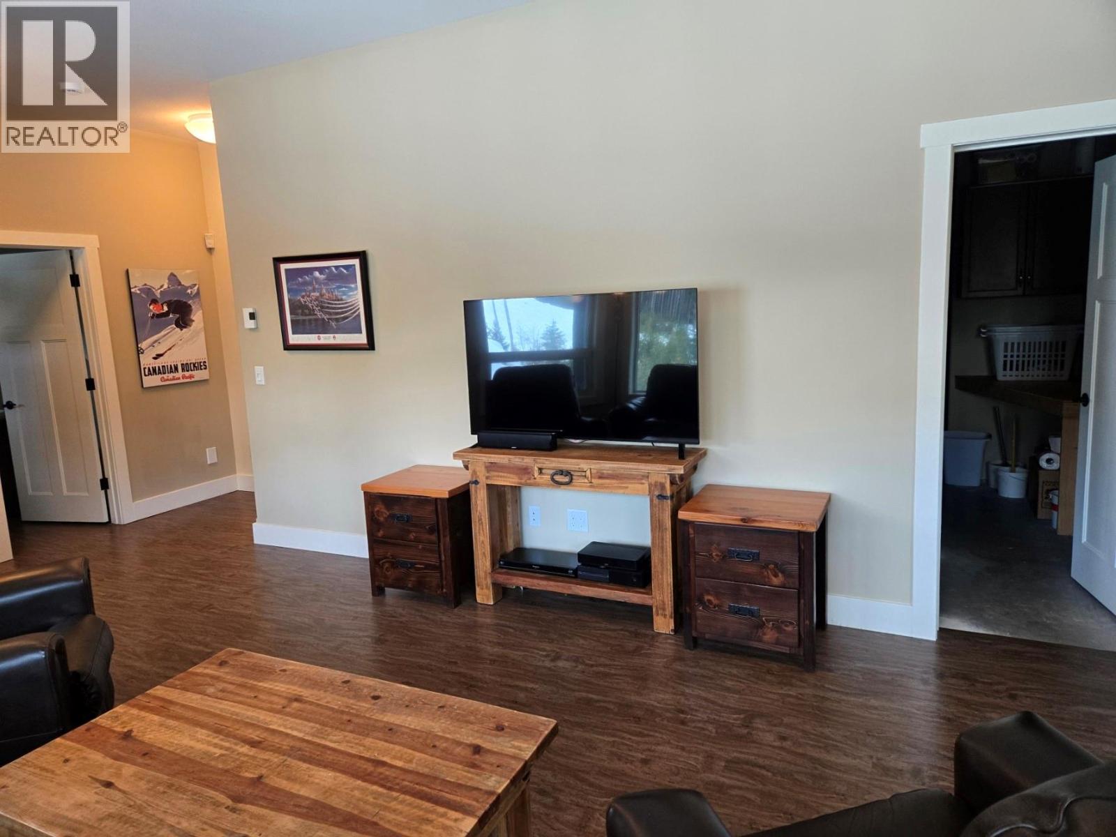 2175 Trappers Way, Panorama