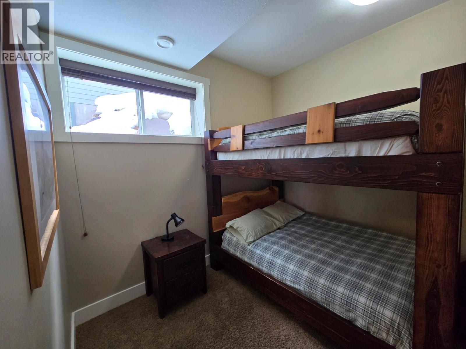 2175 Trappers Way, Panorama