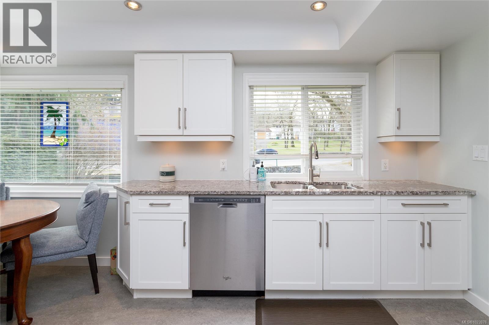 4121 Quadra St, Saanich