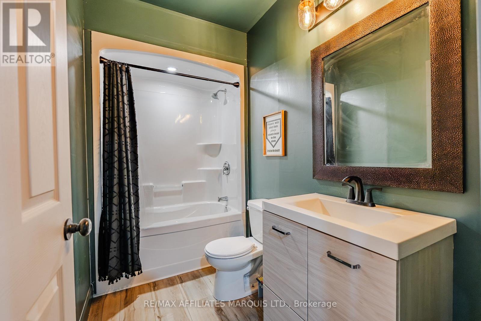 2 MEADOW LANE, South Stormont, Ontario