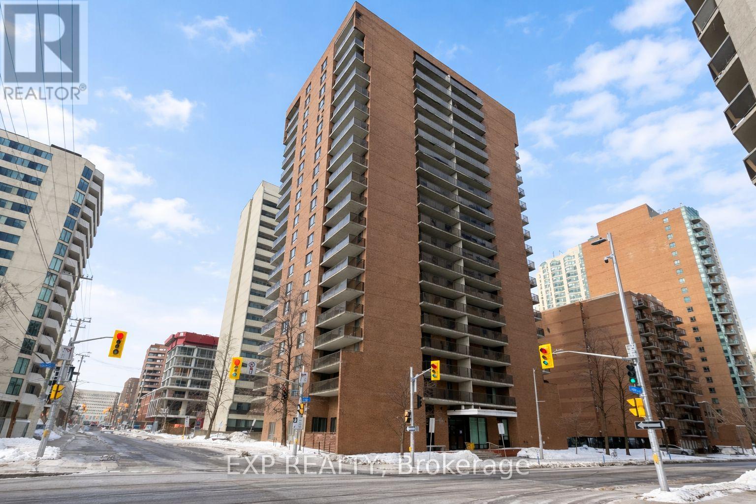 #705 475 LAURIER AVENUE W - 1