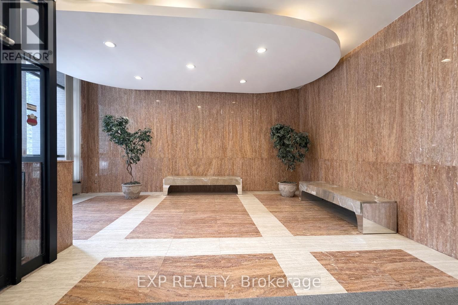 #705 475 LAURIER AVENUE W - 16