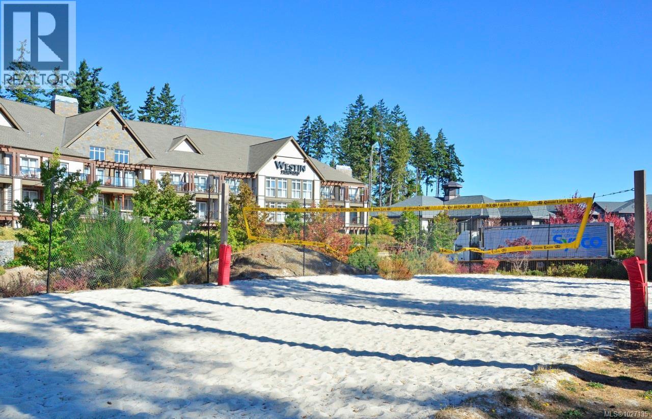 218-220 B 1376 Lynburne Pl, Langford