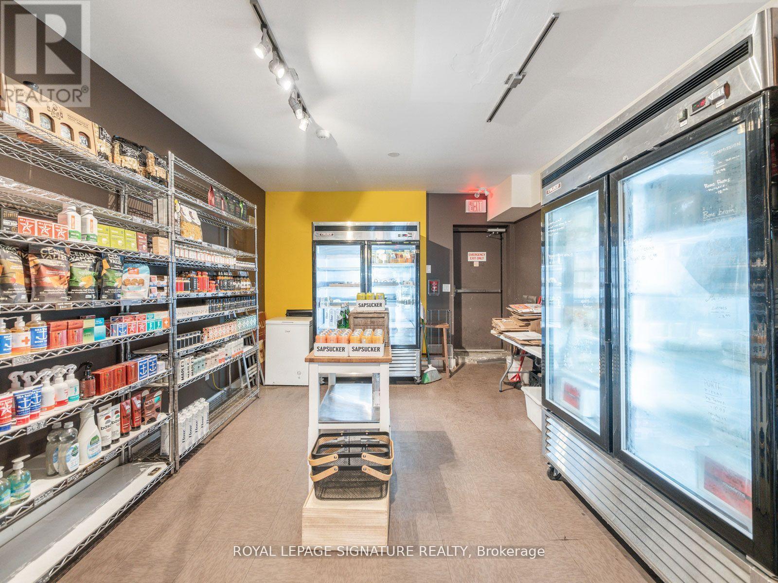 725 DOVERCOURT ROAD - 14