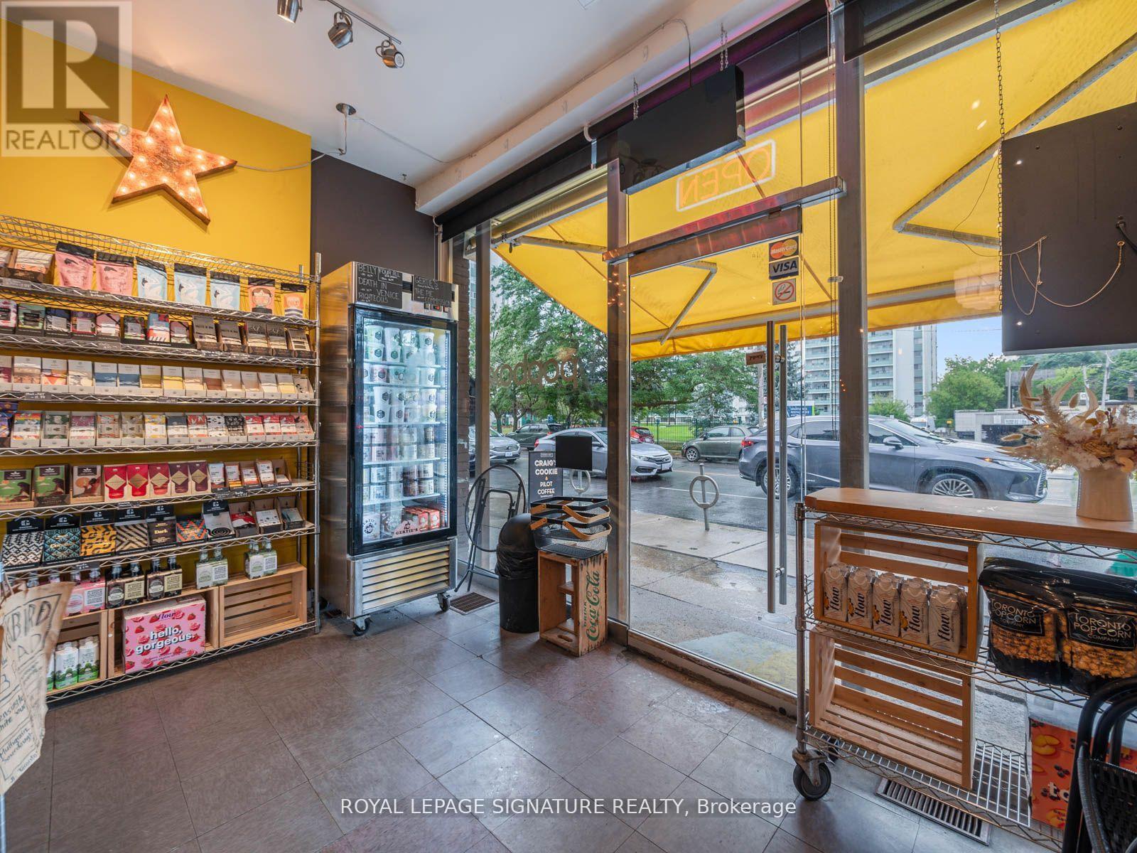 725 DOVERCOURT ROAD - 5