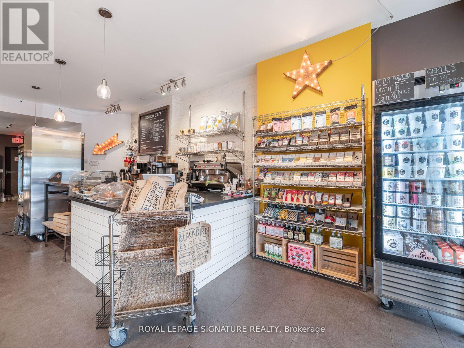 725 DOVERCOURT ROAD - 7
