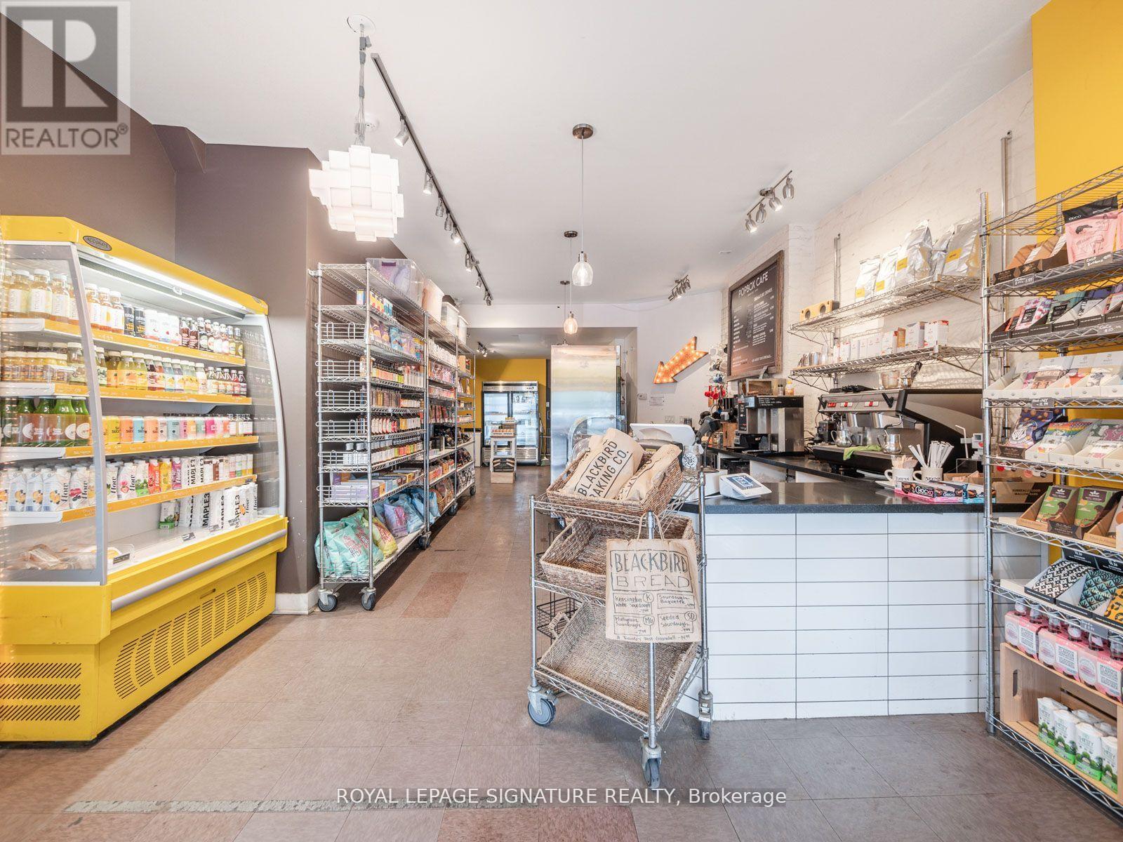 725 DOVERCOURT ROAD - 8