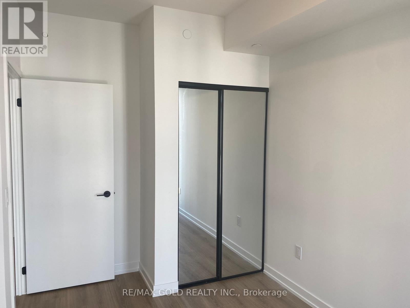 301 - 10 LAGERFELD DRIVE - Photo 4 of 50, Brampton (Northwest Brampton), Ontario