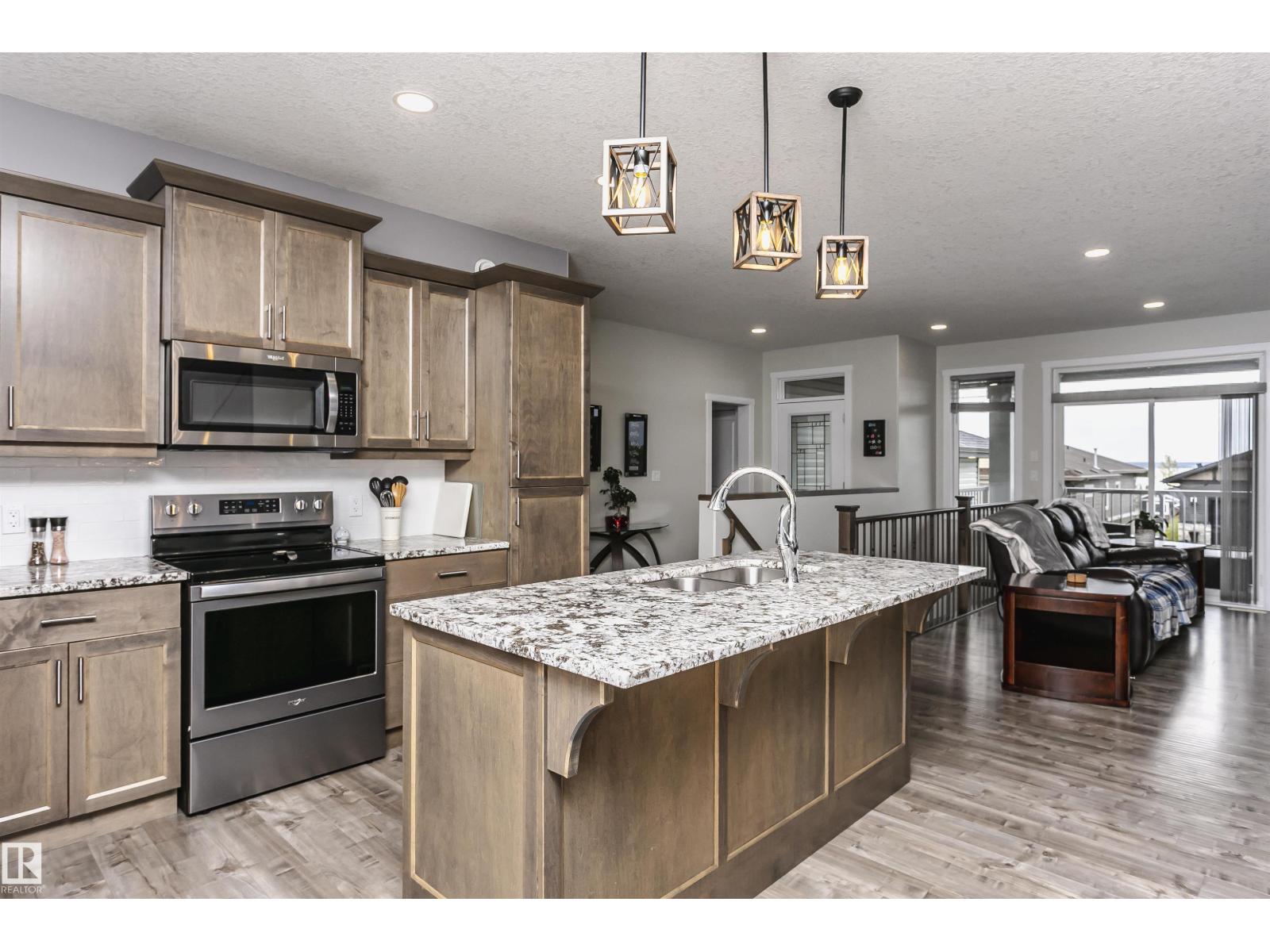 611 55101 STE ANNE TRAIL - 21