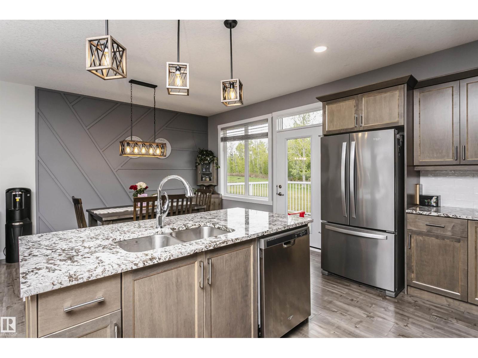611 55101 STE ANNE TRAIL - 25