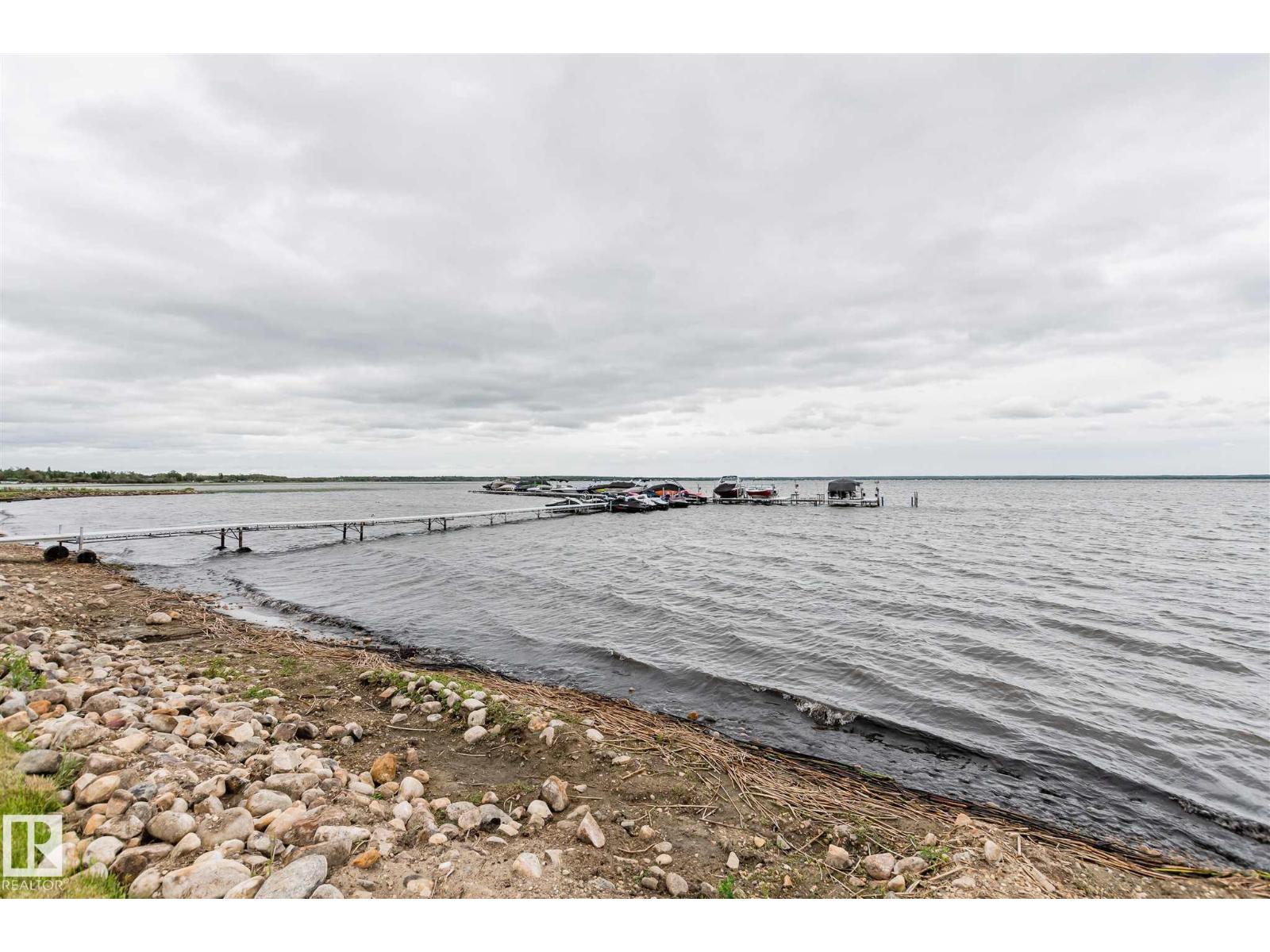 611 55101 STE ANNE TRAIL - 55