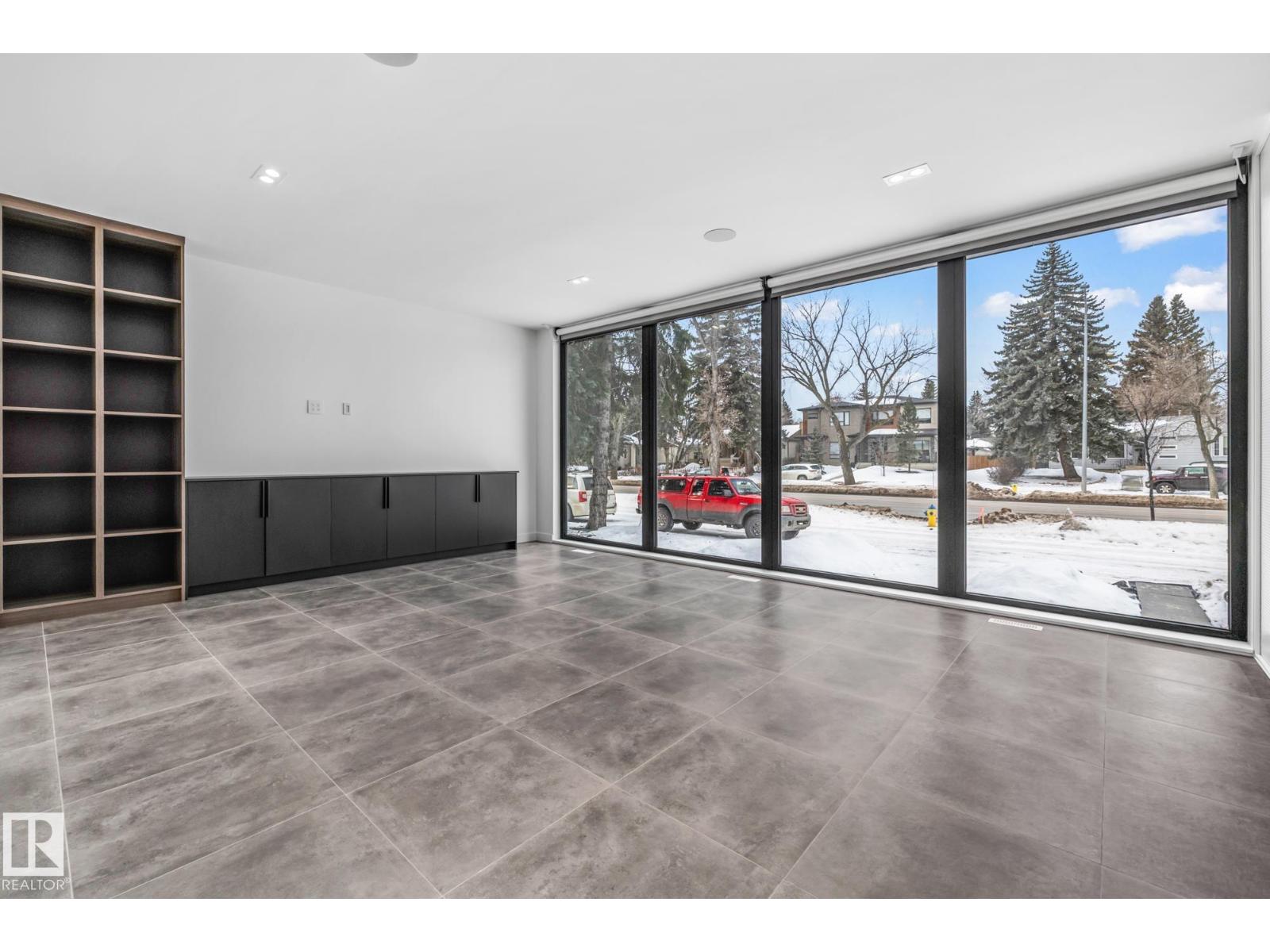 8815 142 ST NW, Edmonton