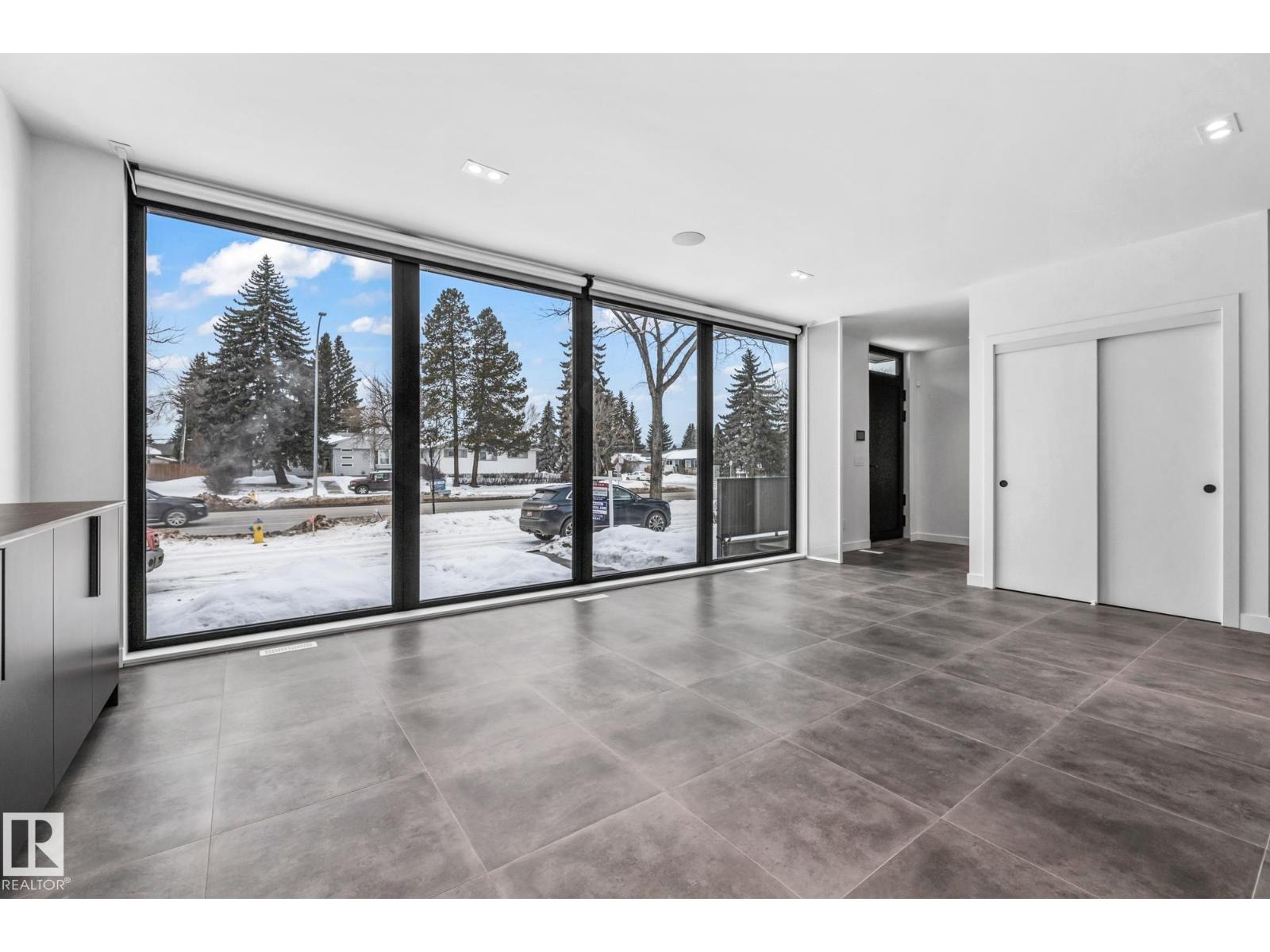 8815 142 ST NW, Edmonton