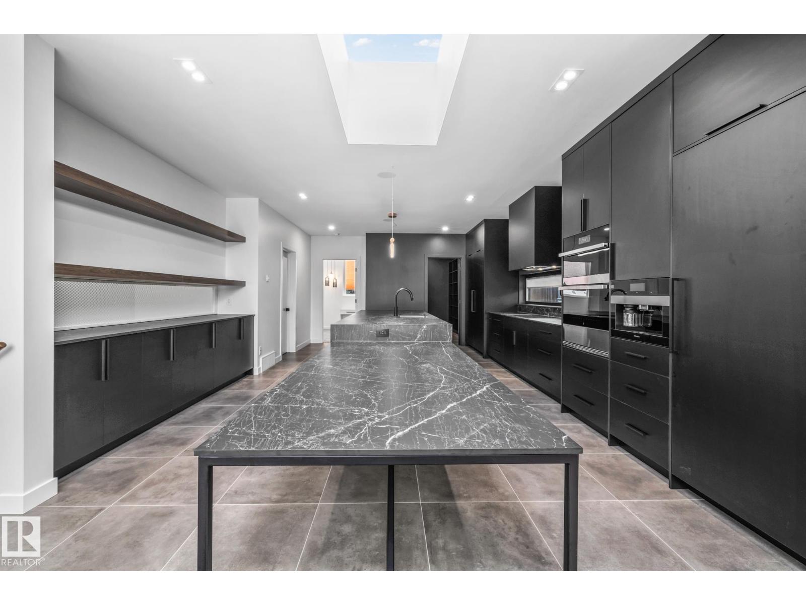 8815 142 ST NW, Edmonton