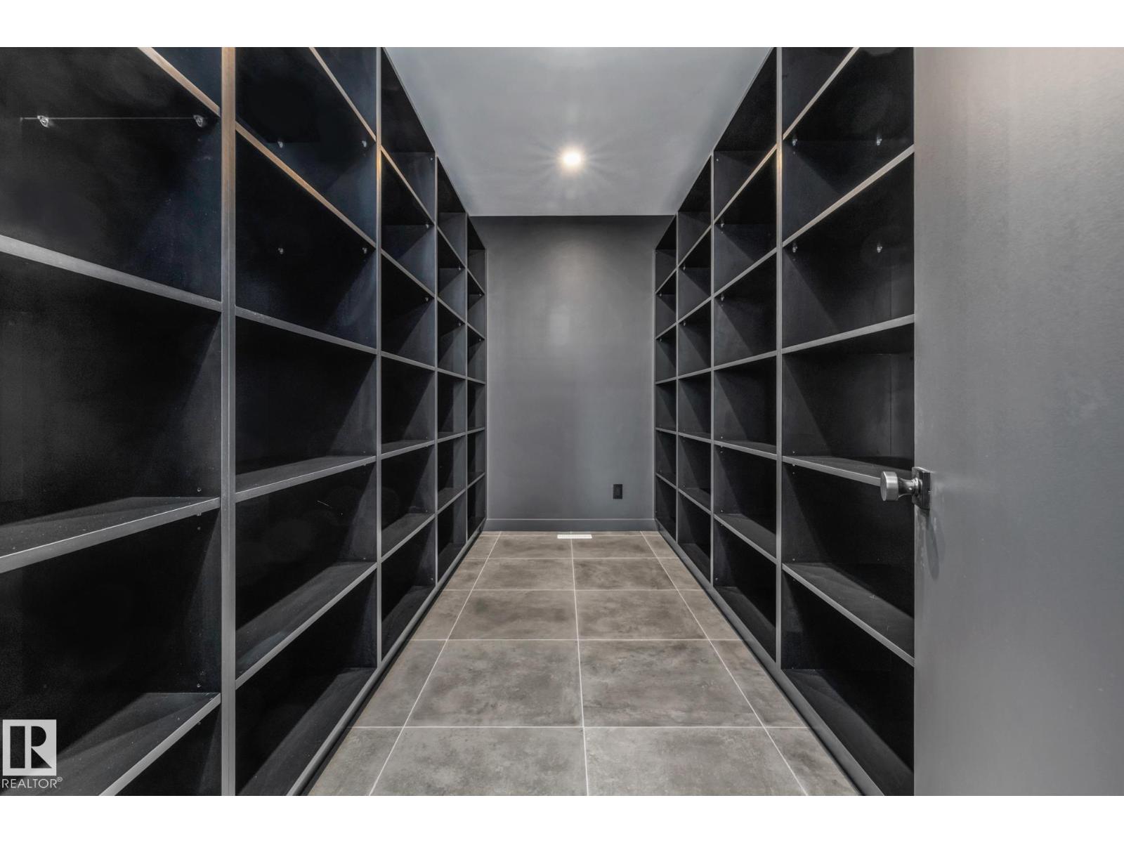 8815 142 ST NW, Edmonton