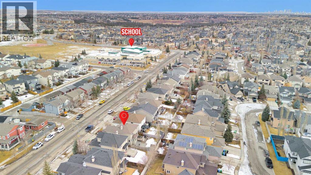 270 Everstone Drive SW - Photo 5 of 48, Calgary, Alberta