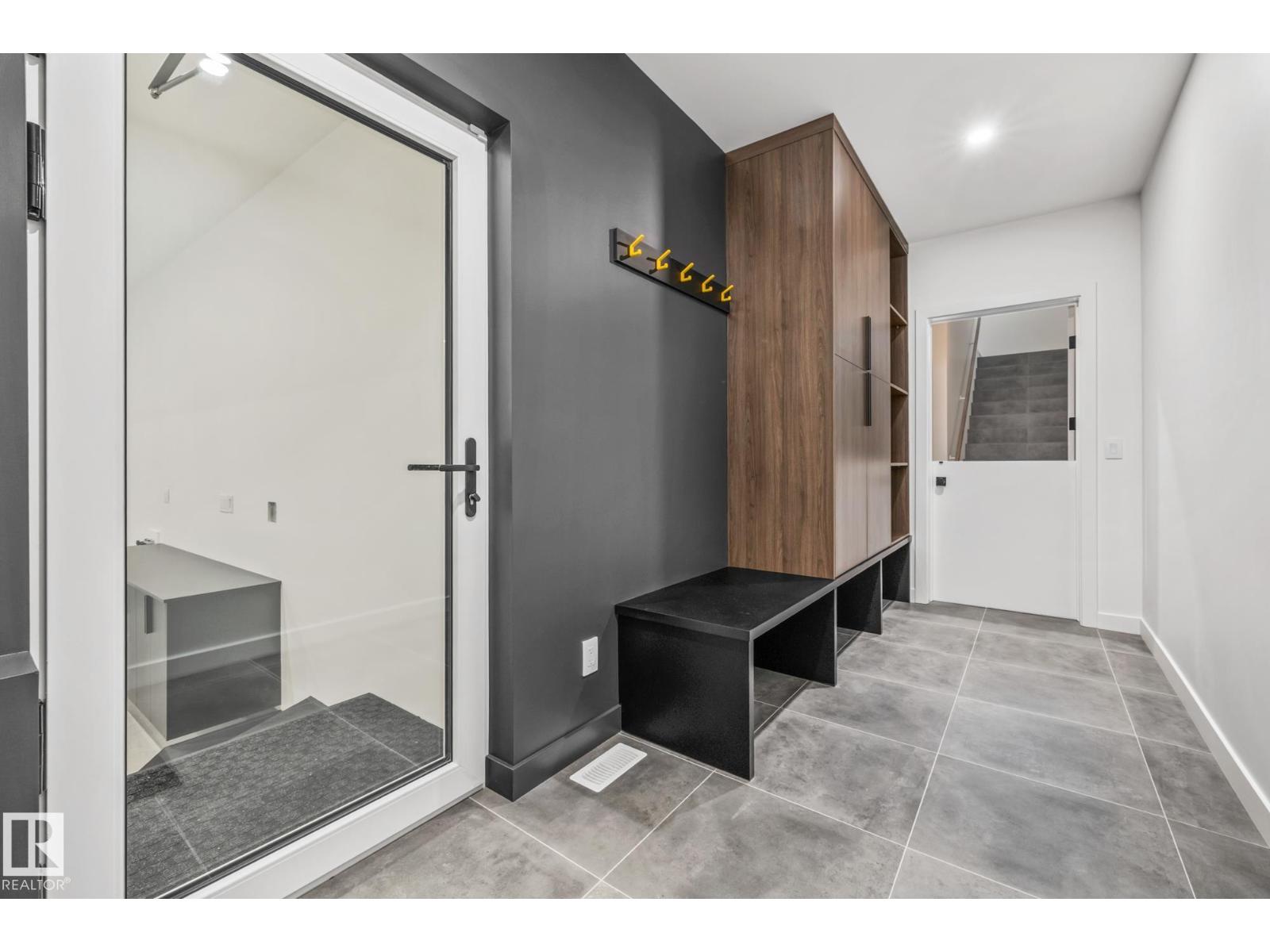 8815 142 ST NW, Edmonton