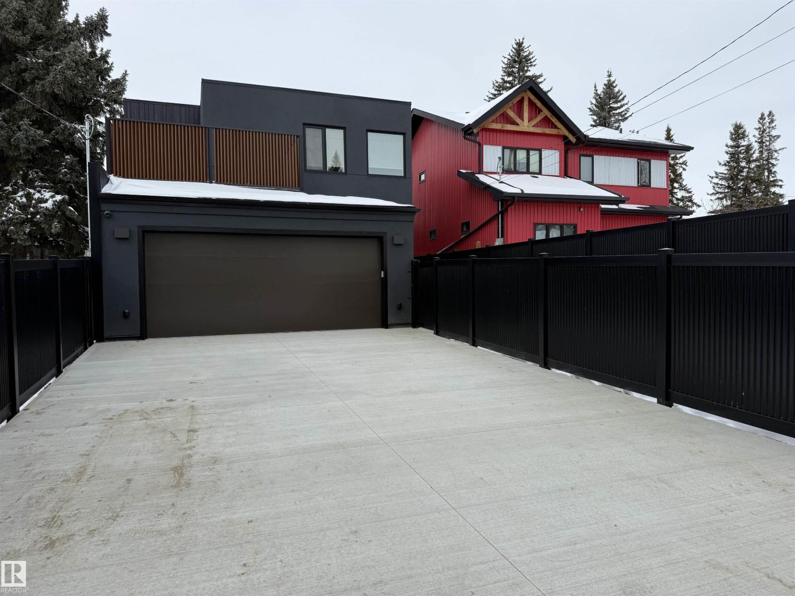 8815 142 ST NW, Edmonton