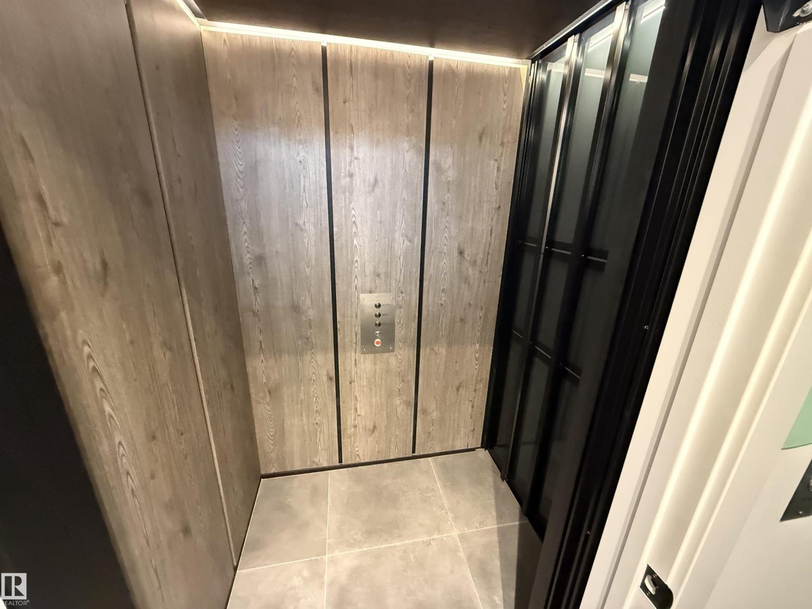 8815 142 ST NW, Edmonton