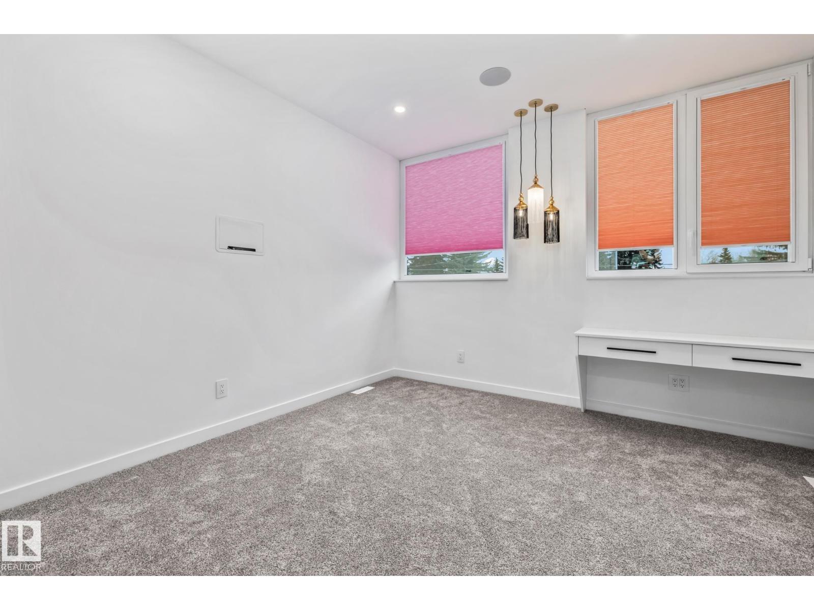 8815 142 ST NW, Edmonton