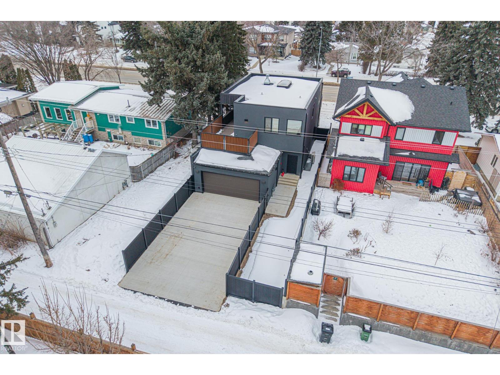 8815 142 ST NW, Edmonton