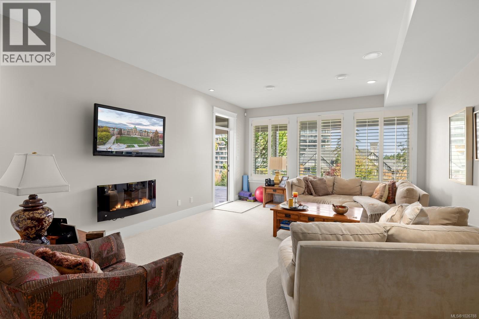  2027 Hedgestone Lane, Langford