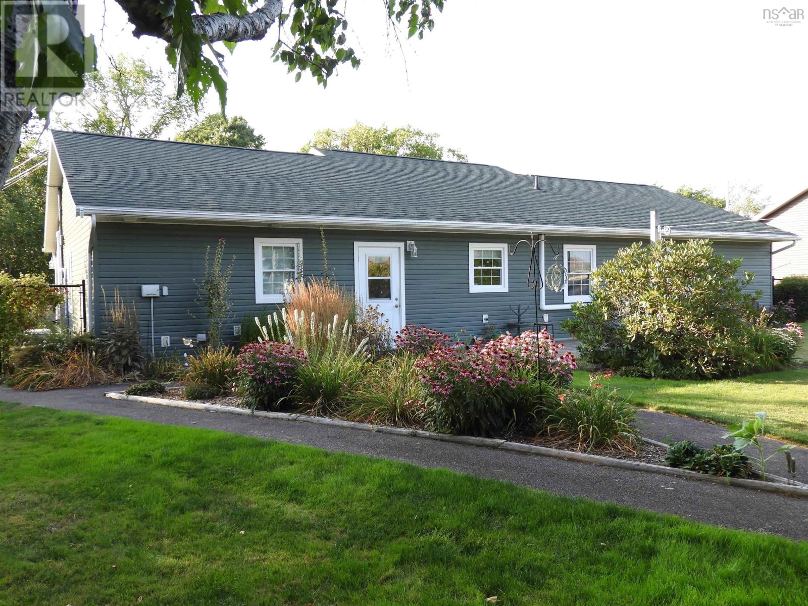 Property 6 of 33 of 362 Prospect Avenue