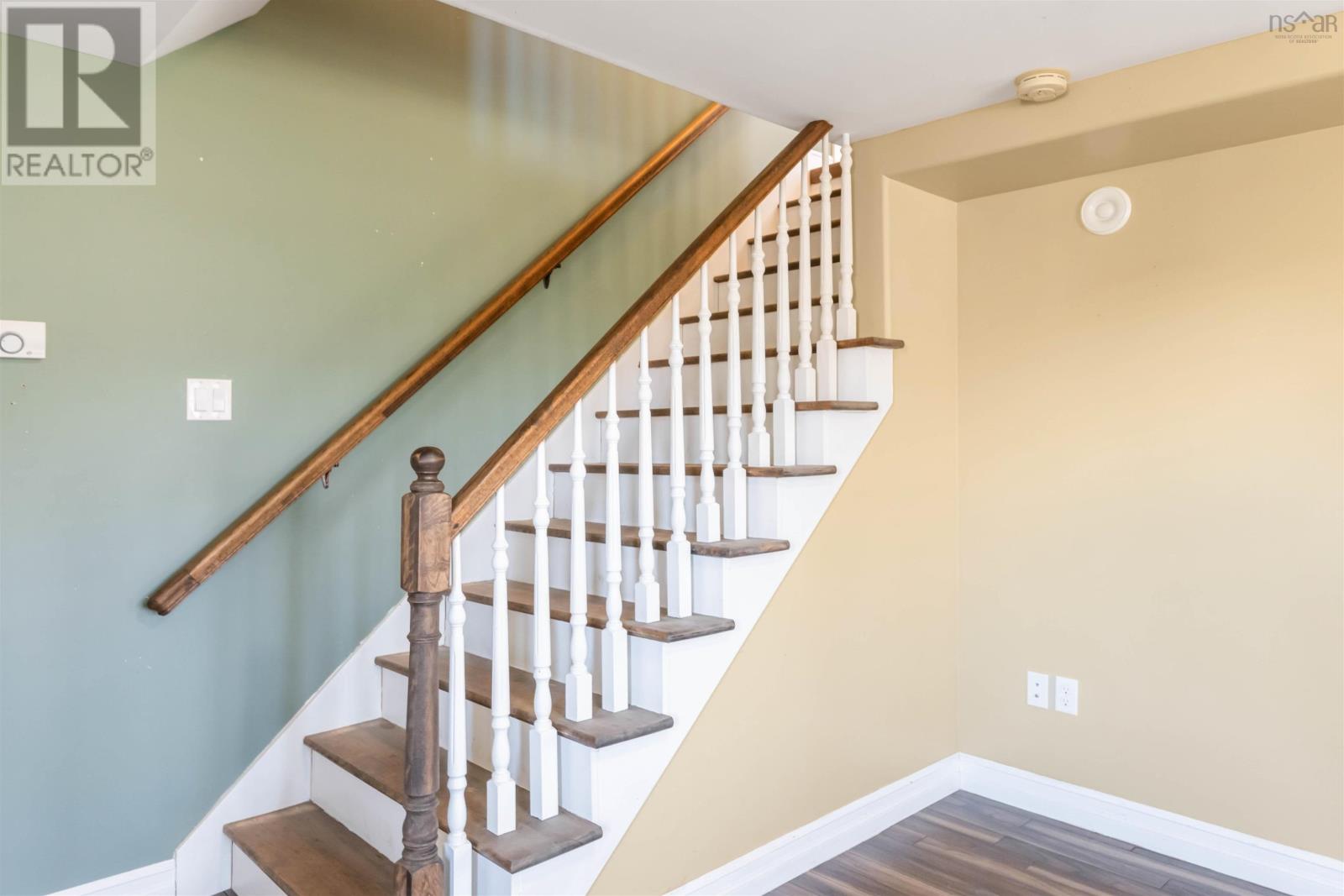 Property 7 of 49 of 11770 Highway 1