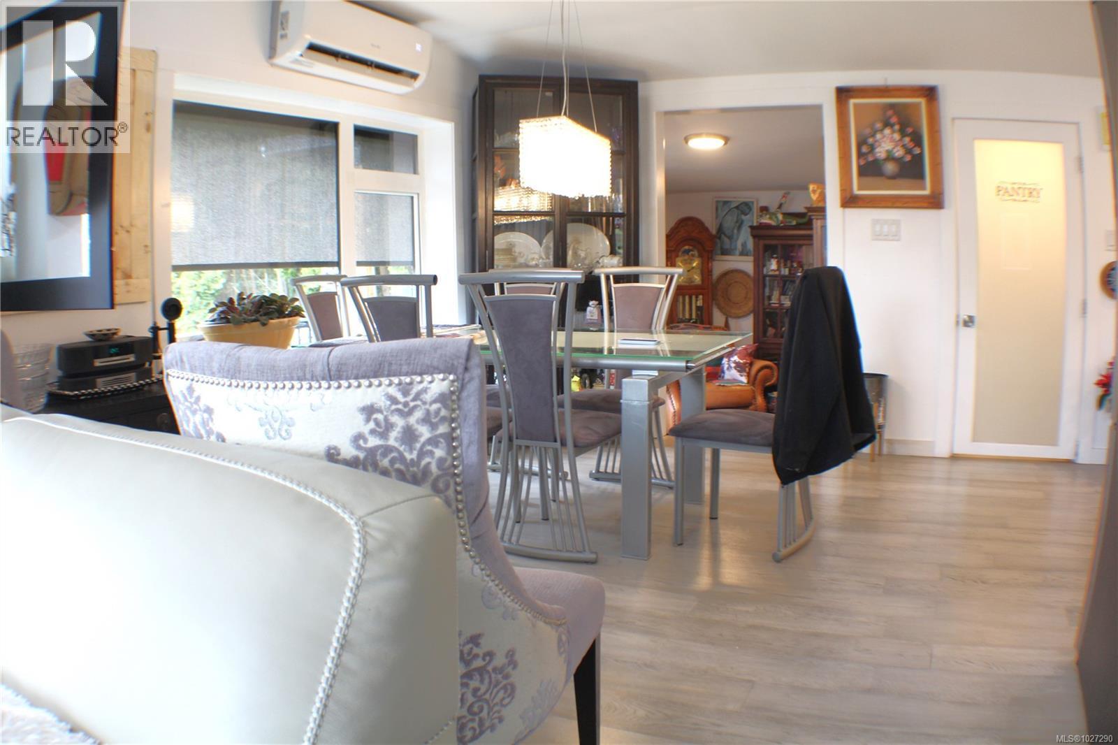  1120 Donna Avenue, Langford