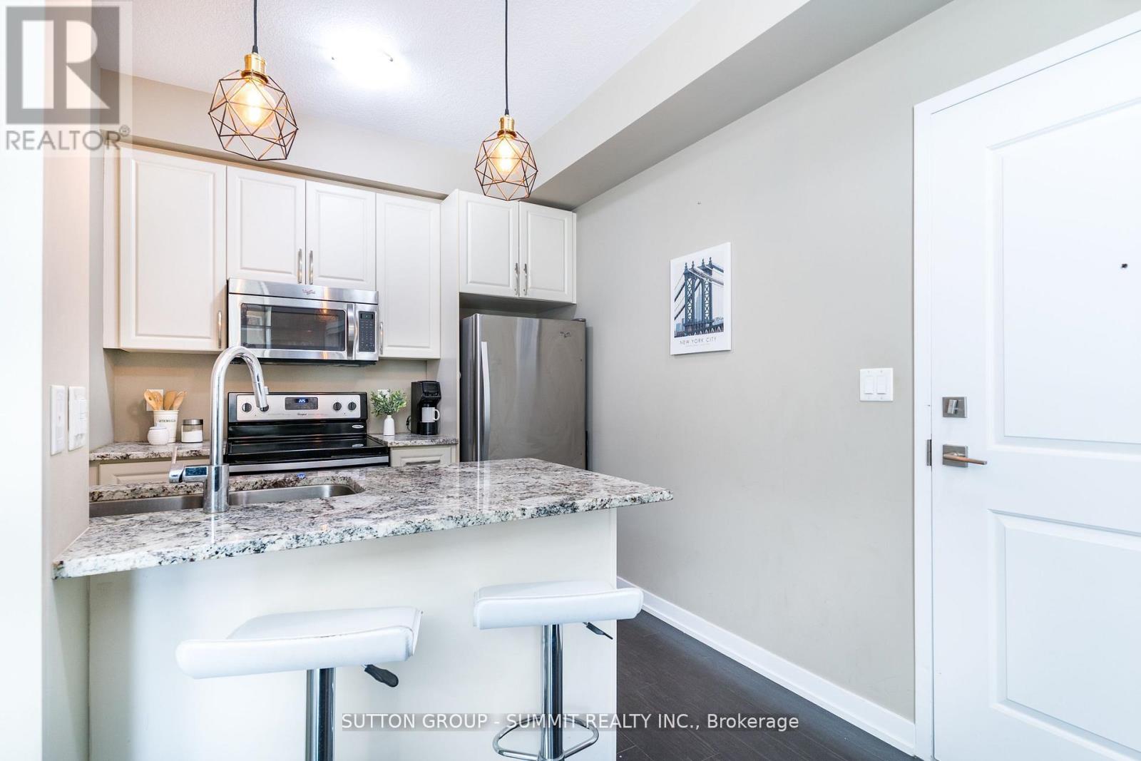 114 - 35 SOUTHSHORE CRESCENT - Photo 4 of 22, Hamilton (Stoney Creek), Ontario