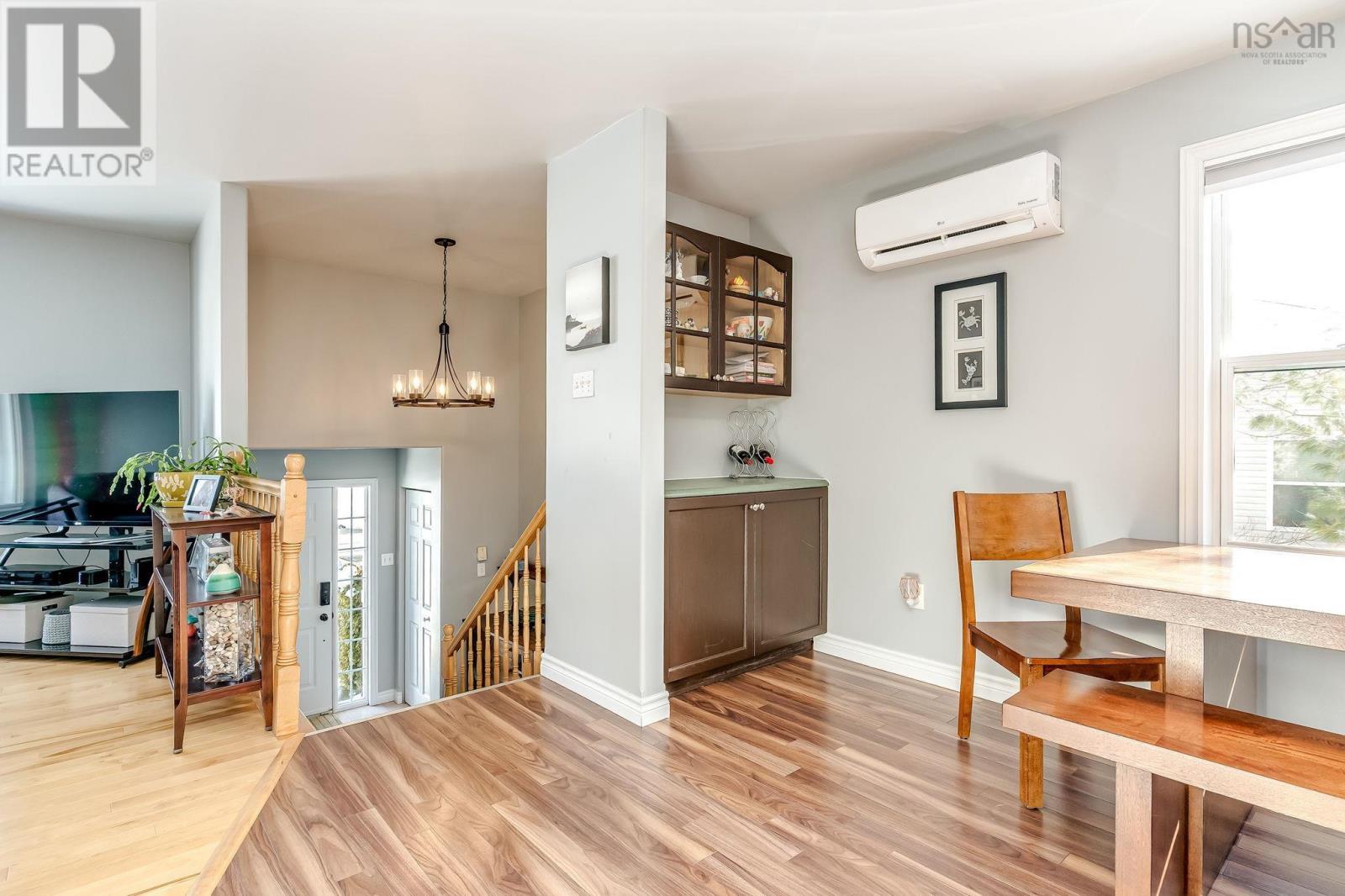 Property 30 of 50 of 136 Hemlock Drive