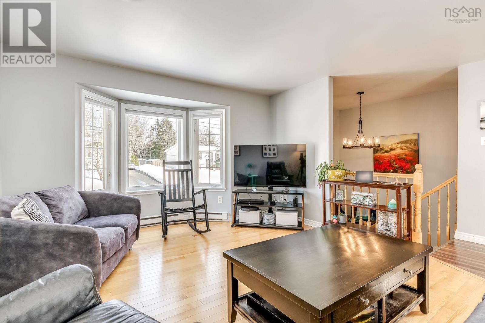 Property 22 of 50 of 136 Hemlock Drive