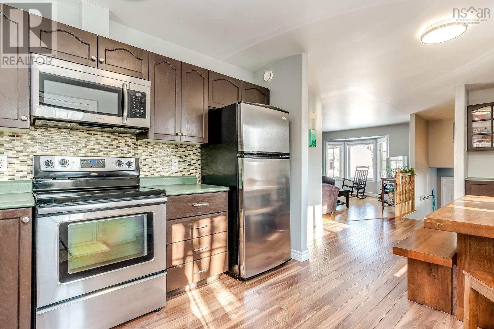 Property 26 of 50 of 136 Hemlock Drive