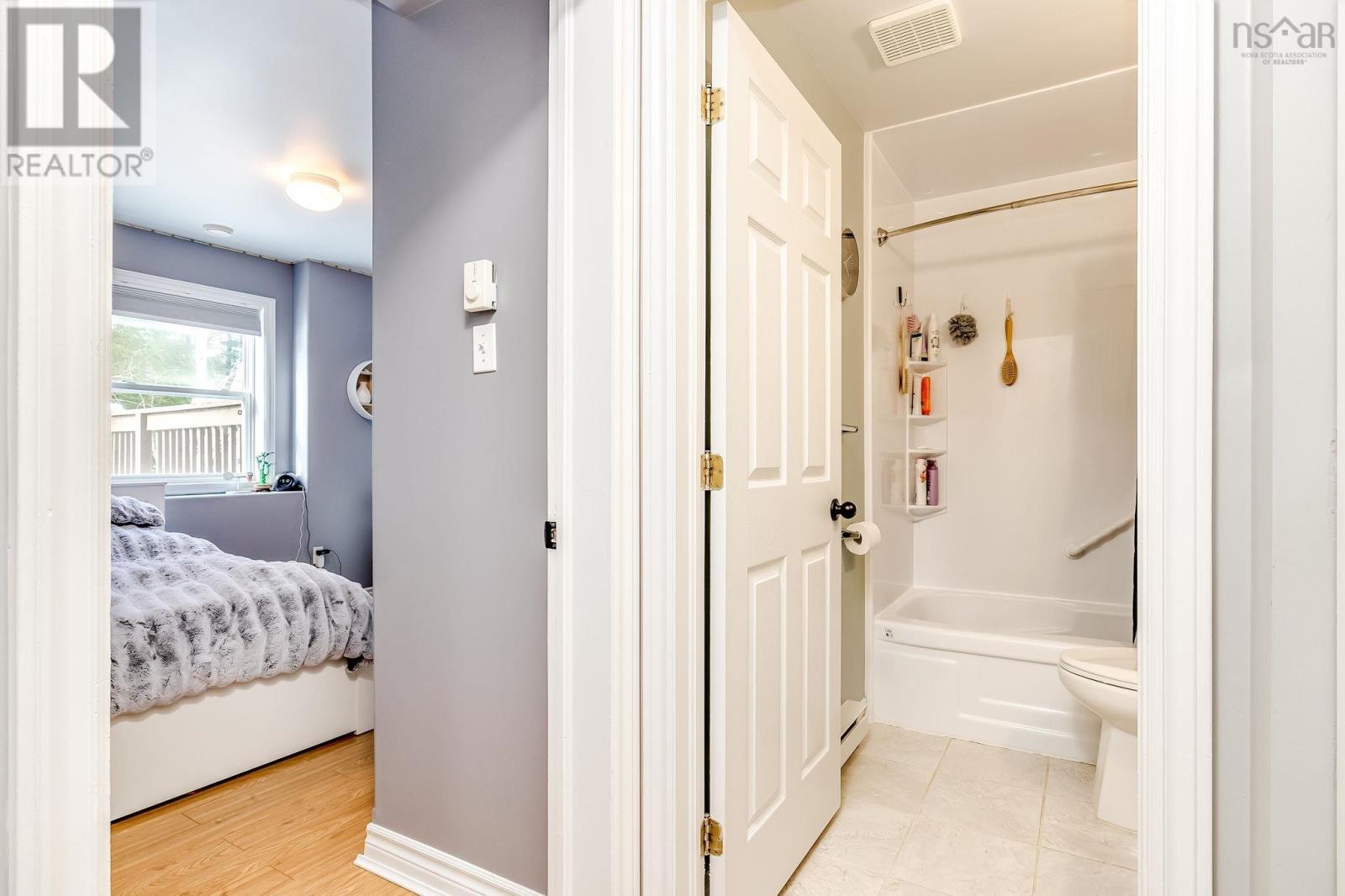 Property 36 of 50 of 136 Hemlock Drive