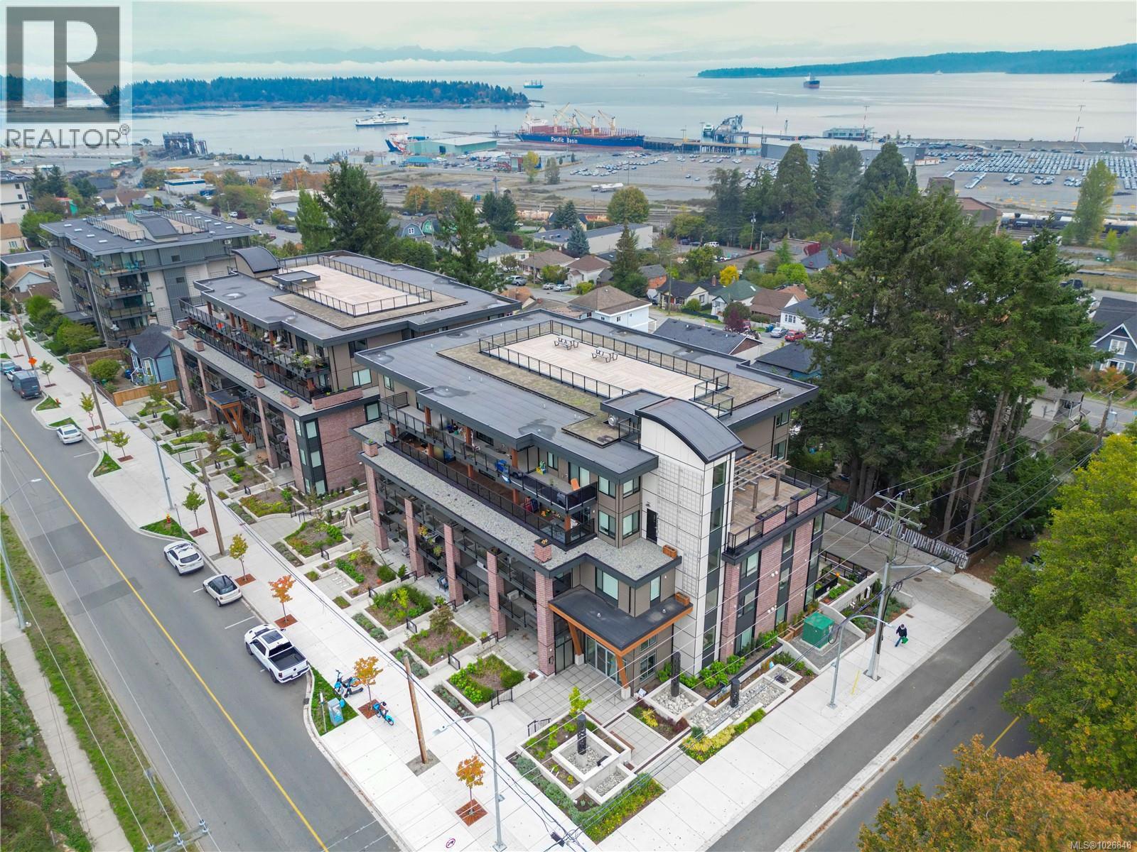 #502 147 HALIBURTON ST - 23