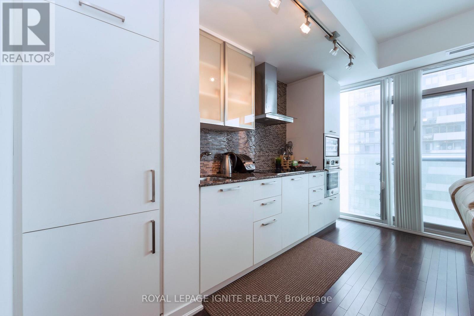 4412 - 14 YORK STREET E - Photo 3 of 12, Toronto (Waterfront Communities), Ontario