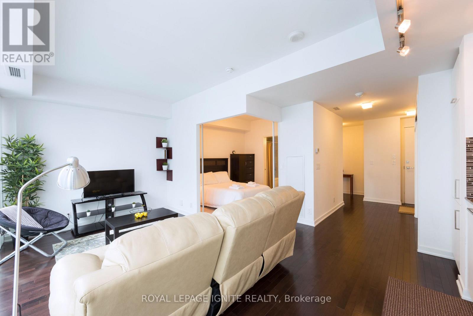 4412 - 14 YORK STREET E - Photo 5 of 12, Toronto (Waterfront Communities), Ontario