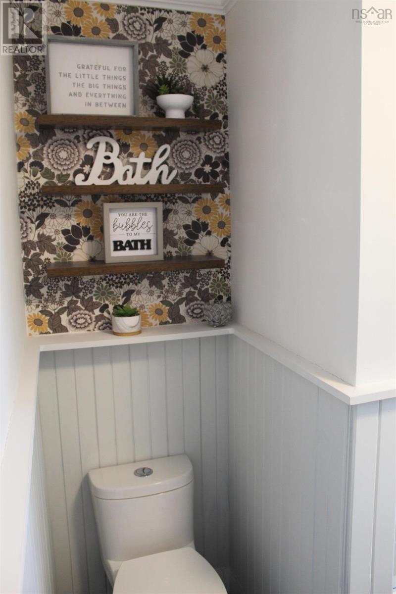 Property 24 of 33 of 21 McDougall Avenue