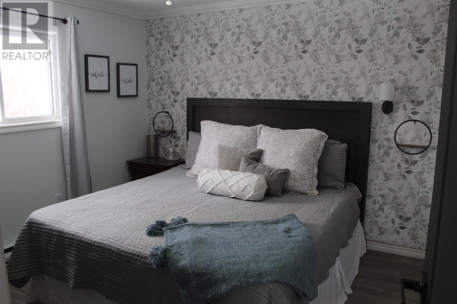 Property 16 of 33 of 21 McDougall Avenue