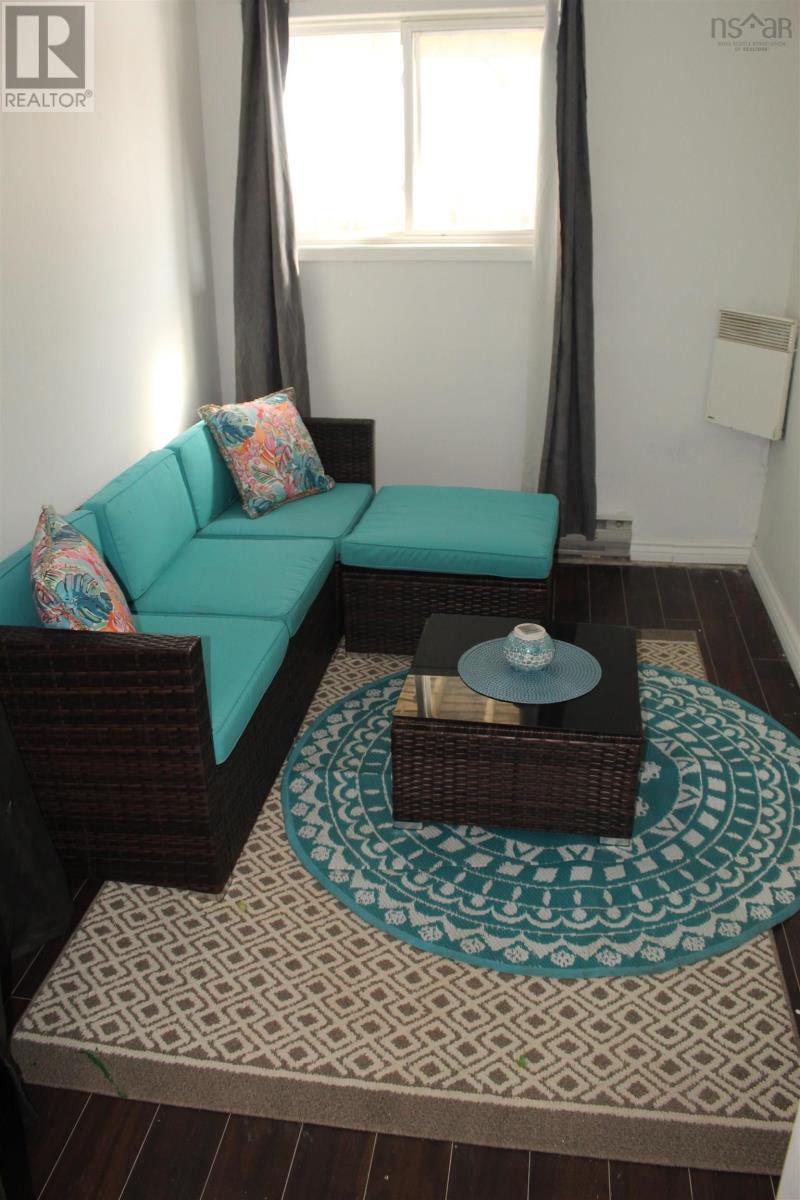 Property 29 of 33 of 21 McDougall Avenue