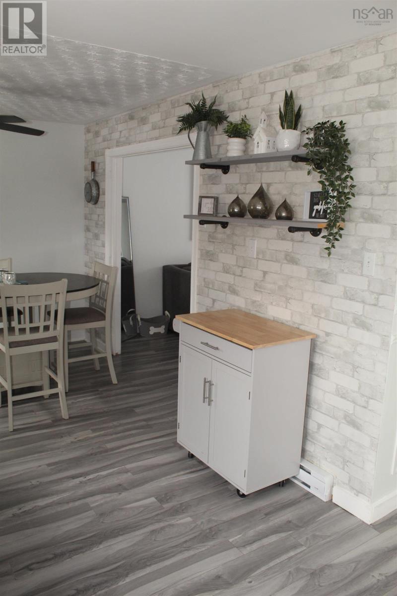 Property 7 of 33 of 21 McDougall Avenue