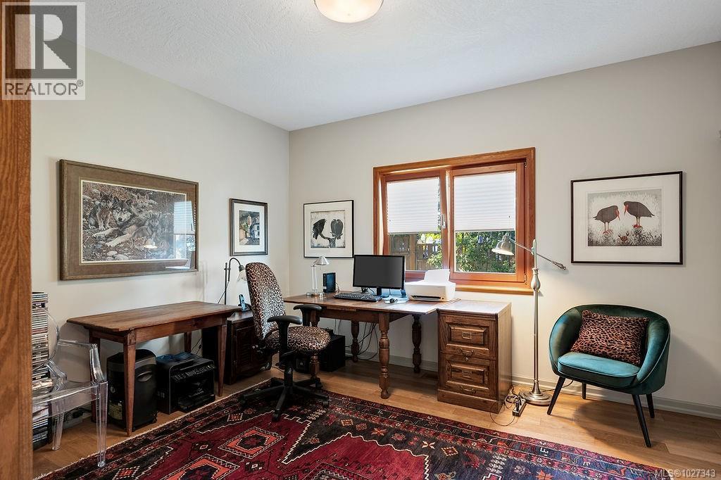  2534 Goddard Road, Sidney