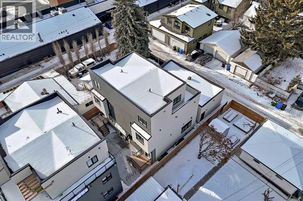 Single Family House for Sale in    Street SW Shaganappi Calgary 