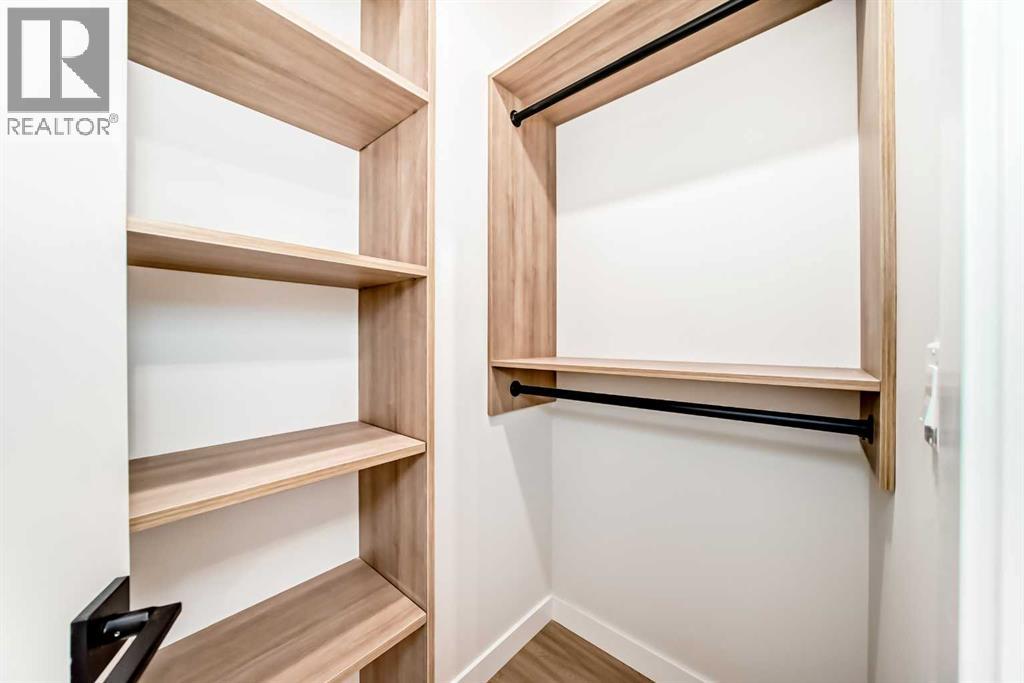 Single Family House for Sale in    Street SW Shaganappi Calgary 