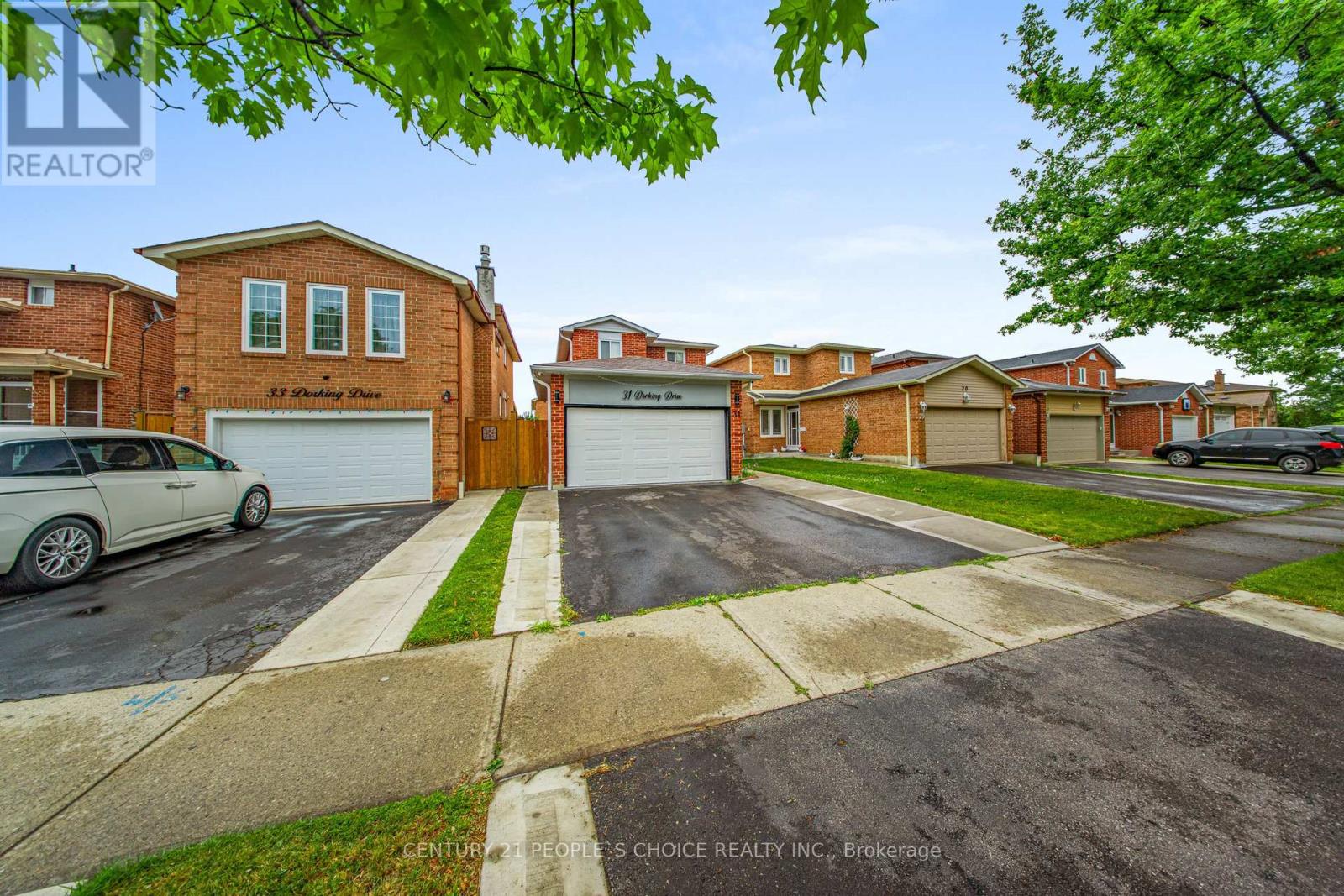 31 DORKING DRIVE - 2