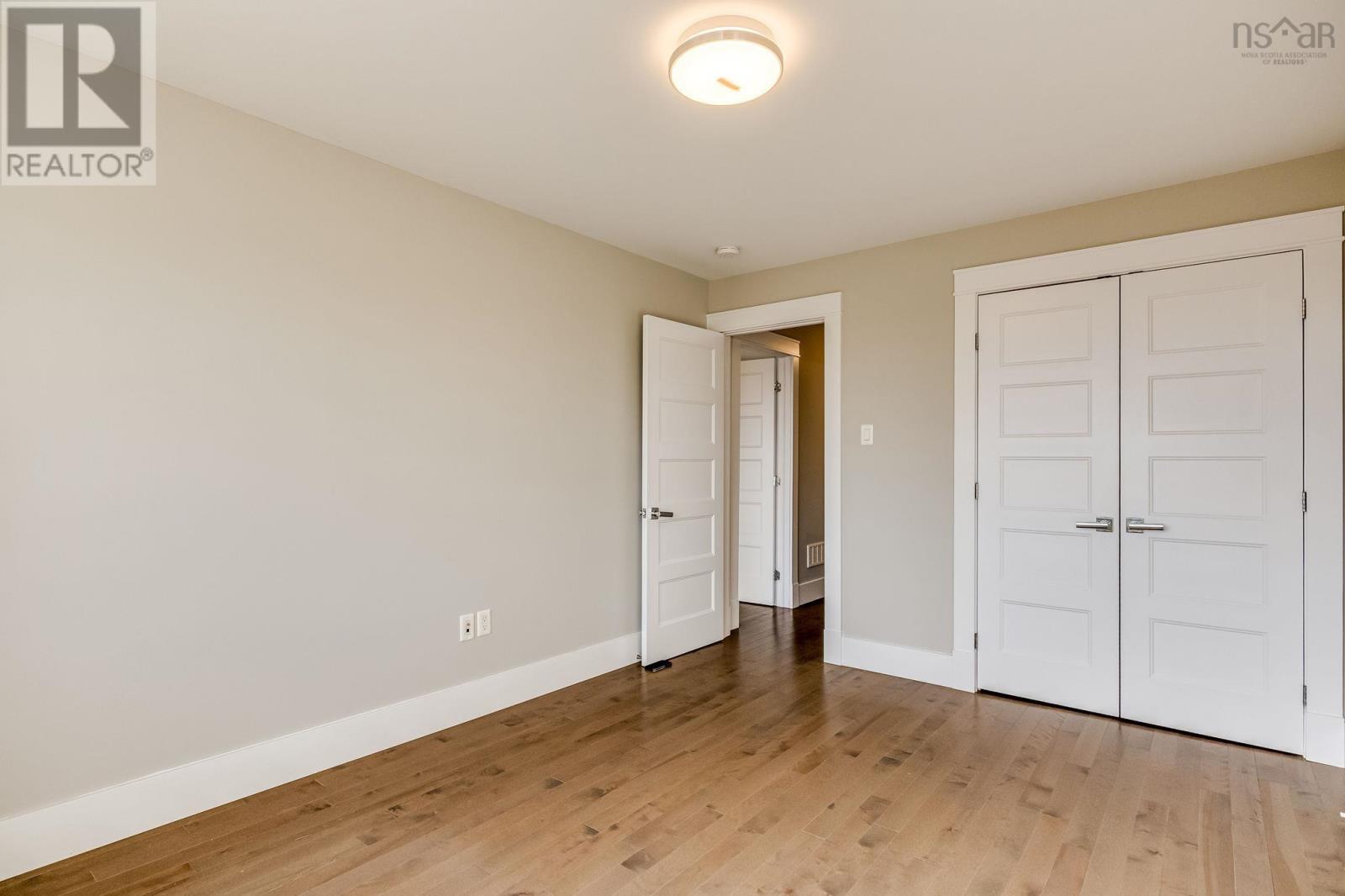 Property 25 of 47 of 66 Hadley Crescent