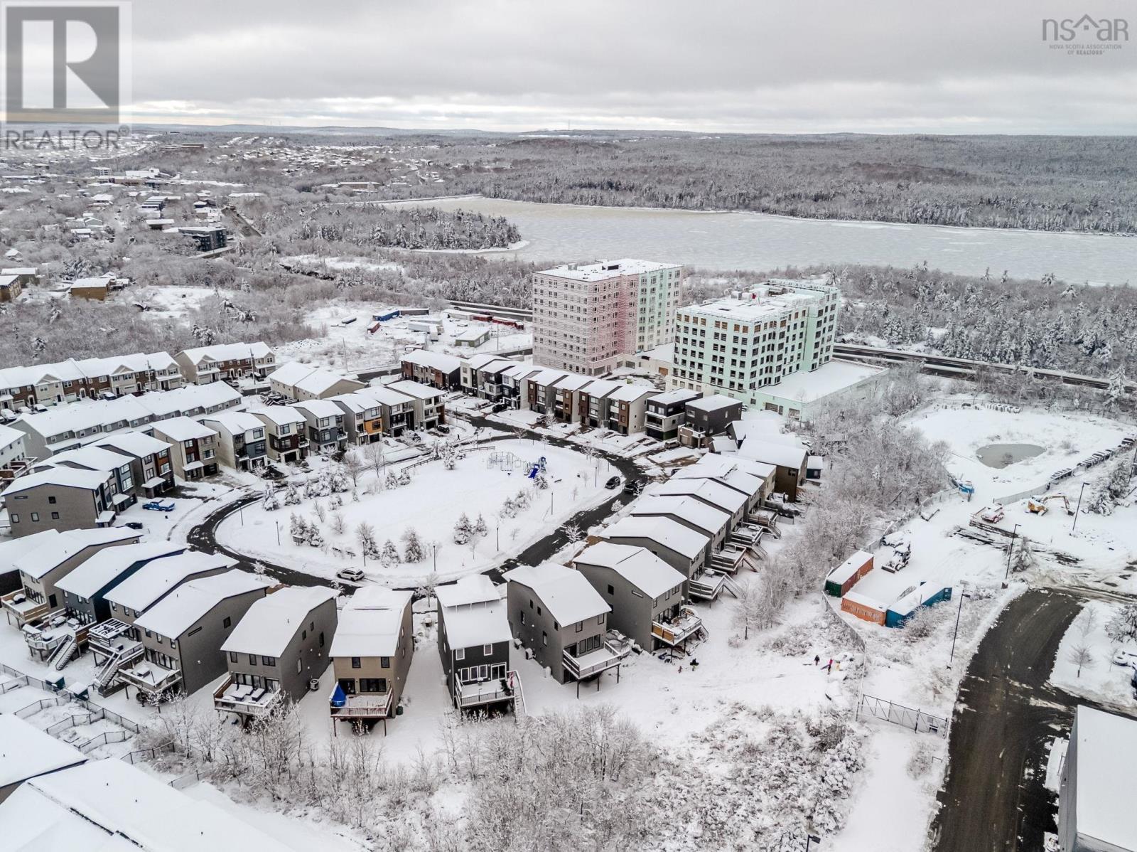 Property 46 of 47 of 66 Hadley Crescent