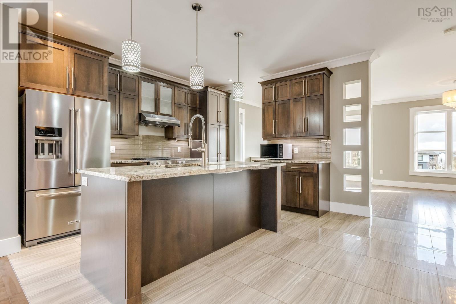 Property 8 of 47 of 66 Hadley Crescent